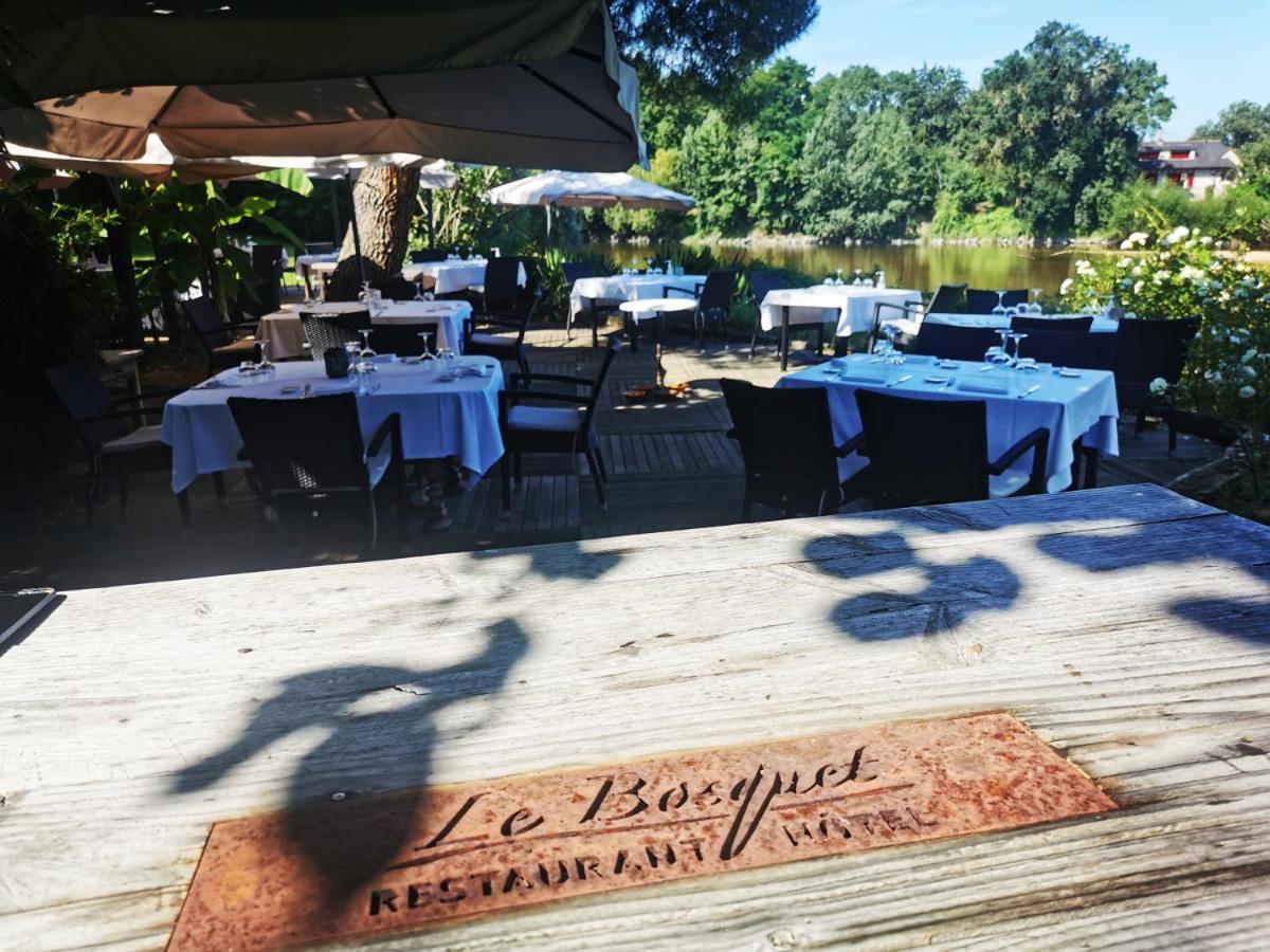 Hotel Restaurant Le Bosquet Les Ponts de Ce Bagian luar foto