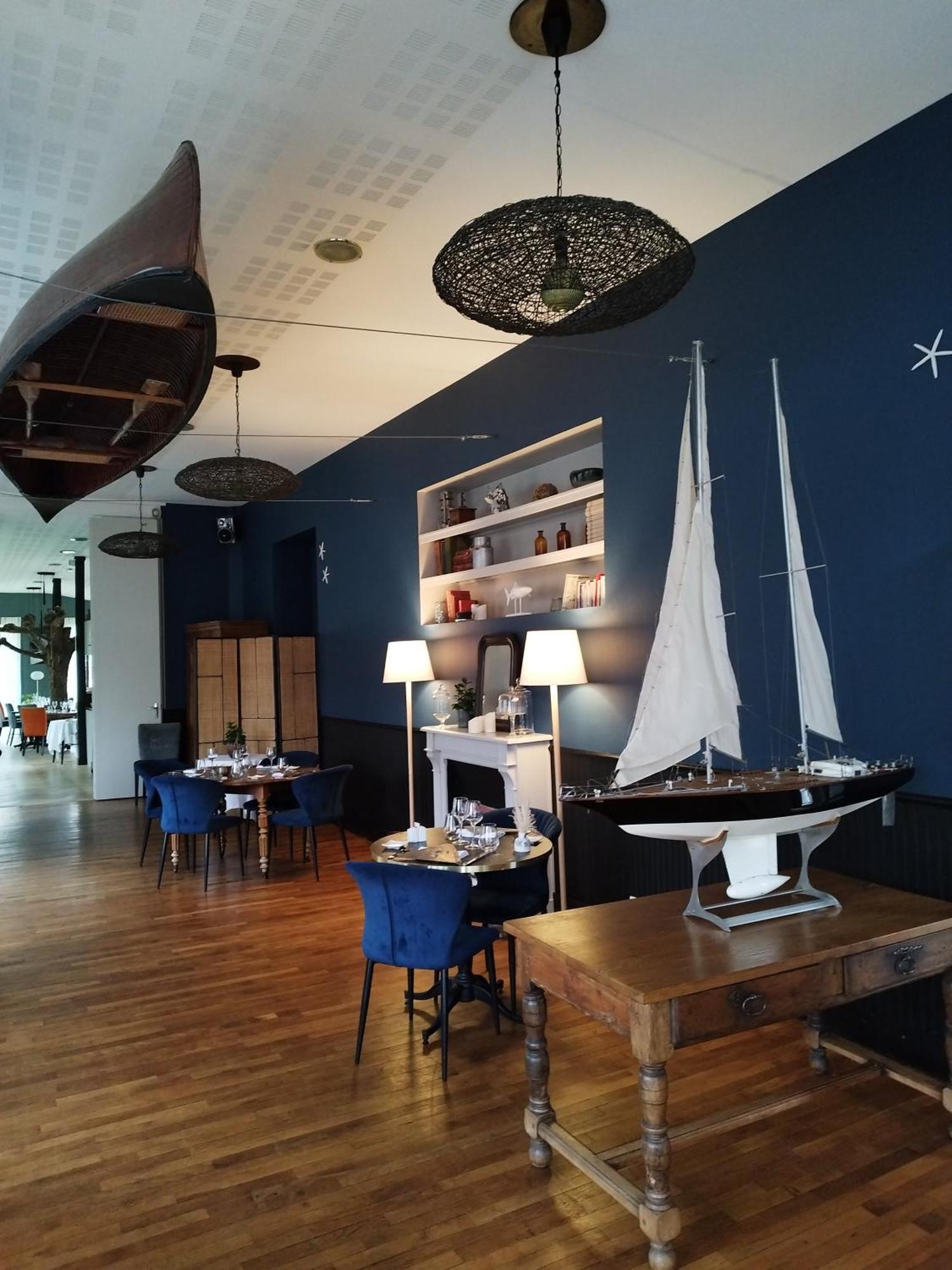 Hotel Restaurant Le Bosquet Les Ponts de Ce Bagian luar foto