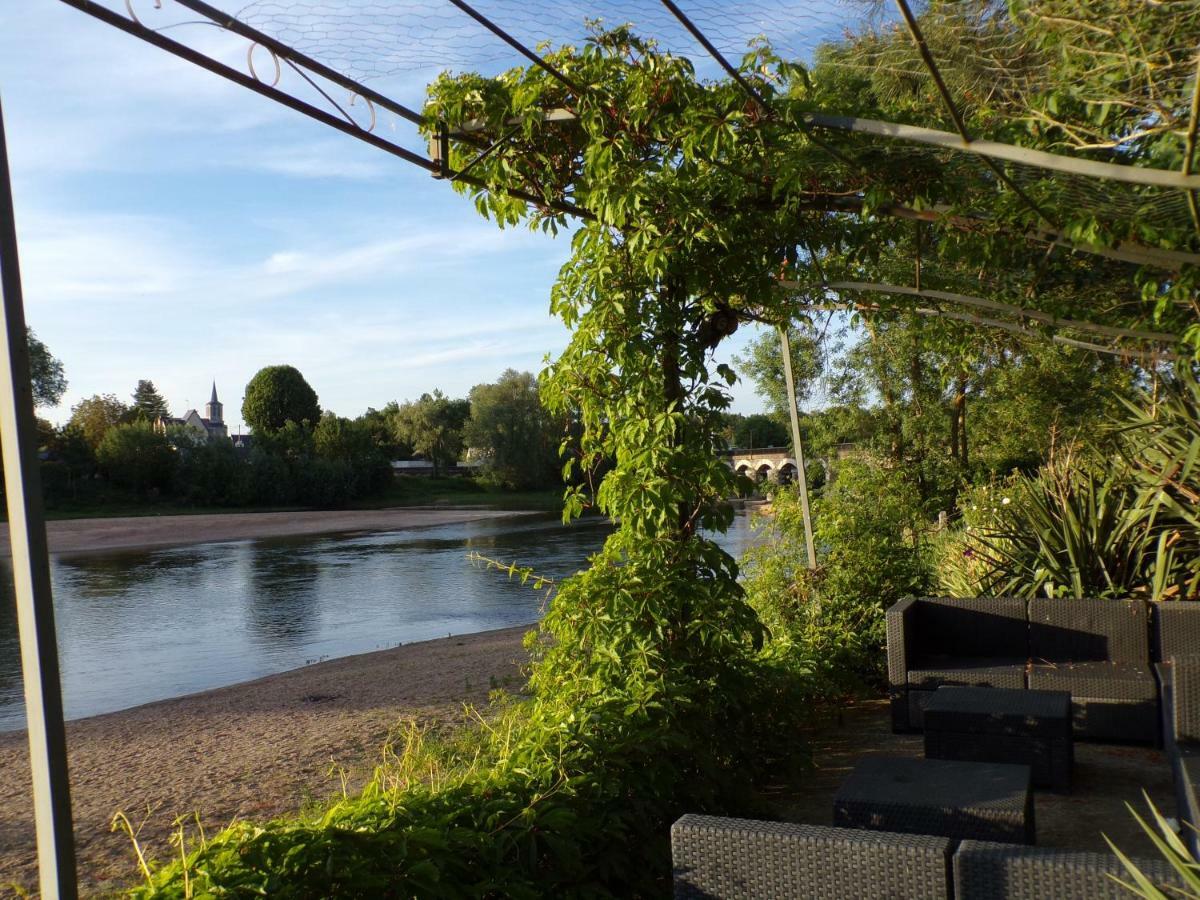 Hotel Restaurant Le Bosquet Les Ponts de Ce Bagian luar foto